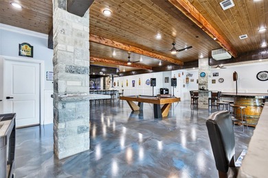Resort style lake living at it's finest. Custom 5 bedrooms, 5 - photo 28