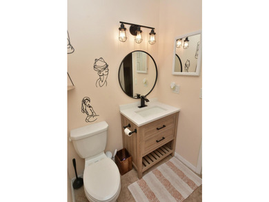 Beautiful Home! A Truly Must See Before You Buy! Immaculate - photo 30