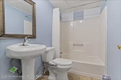 Just approved for 10 New Townhomes. Presently operated as 21 - photo 32