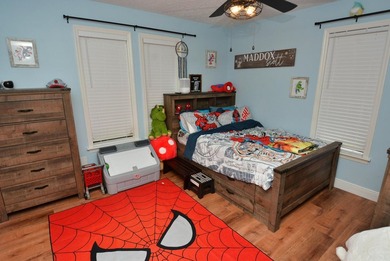 Beautiful Home! A Truly Must See Before You Buy! Immaculate - photo 32
