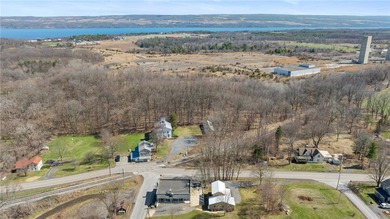 Exceptional dual-property investment/residential opportunity - photo 4