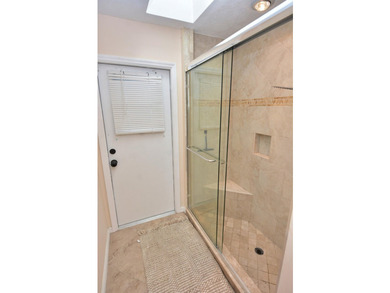 Beautiful Home! A Truly Must See Before You Buy! Immaculate - photo 34