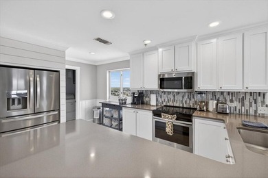 This PENTHOUSE ocean view condo will take your breath away! - photo 5