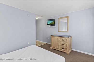 Just approved for 10 New Townhomes. Presently operated as 21 - photo 36