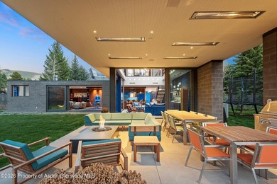 Located on a cul-de-sac just minutes from downtown Aspen, this - photo 5