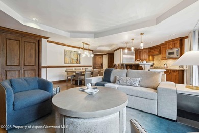 2024 renovations completed (including new decor, furniture - photo 4