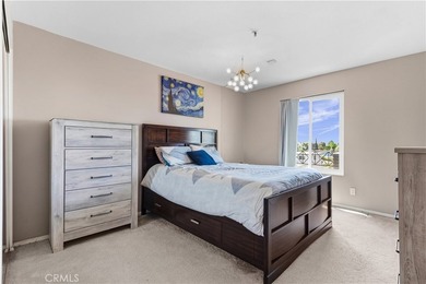 Picture your mornings starting in the custom updated kitchen - photo 12