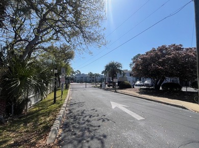 Sellers are offering a credit towards Buyer's Closing Costs OR - photo 23