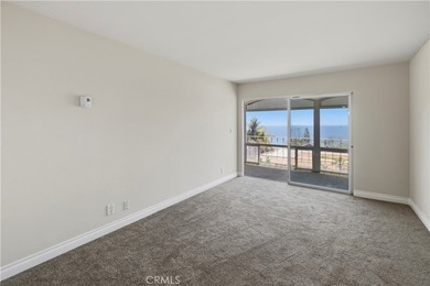 RECENTLY REFRESHED! ALL NEW INTERIOR PAINT (WALLS, DOORS & - photo 26