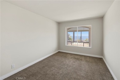 RECENTLY REFRESHED! ALL NEW INTERIOR PAINT (WALLS, DOORS & - photo 31