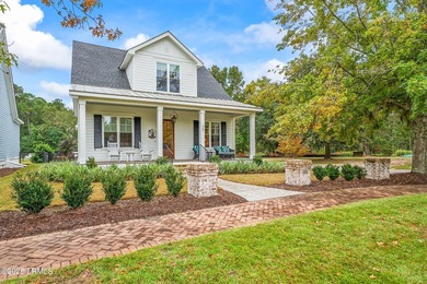 Welcome to this stunning Lowcountry home in the desirable - photo 1