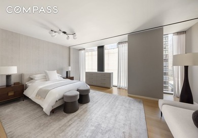 A rare combination of grand-scale living and refined intimacy - photo 7