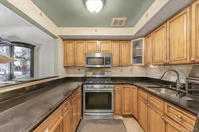 This pristine and immaculate two-family brownstone home is - photo 16
