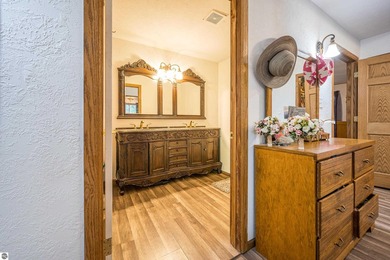 Welcome to your perfect Northern Michigan getaway or full-time - photo 19