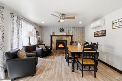 Escape to the mountains without sacrificing modern comfort at 1 - photo 3