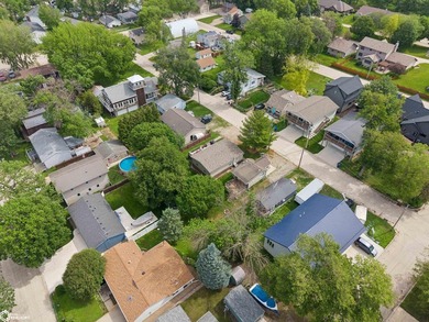 Perfectly positioned on Clear Lake's desirable south shore, this - photo 30