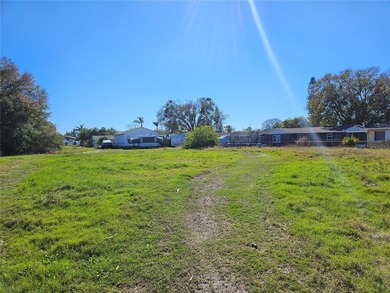 A GOOD LAND TO BUILT  SEVERAL DUPLEX OR SMALL HOMES. ALSO A - photo 1