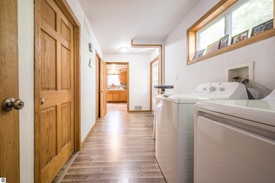 Welcome to your perfect Northern Michigan getaway or full-time - photo 31