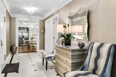 Welcome home! A beautifully renovated classic six of rare - photo 5
