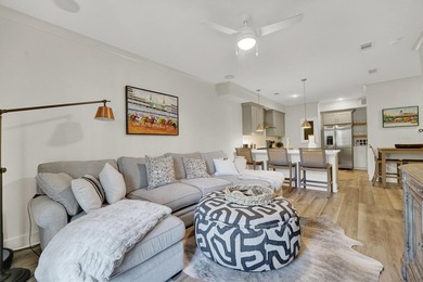 Welcome to your perfect coastal getaway! This beautifully - photo 1