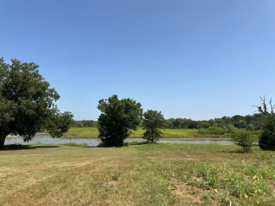 Lake Lot For Sale in Nocona, Texas