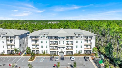 Welcome to your perfect coastal getaway! This beautifully - photo 2