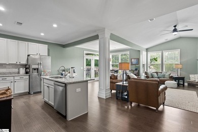 Welcome home to 5 Ryders Way in Taylors! Situated on nearly half - photo 3