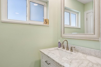 Welcome to 500 SE 8th Avenue, a beautifully updated 2-bedroom - photo 24