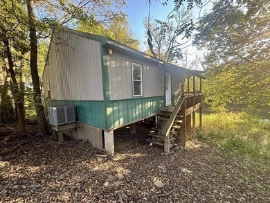 (private lake, pond, creek) Home Active Under Contract in Slaughters Kentucky