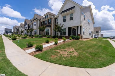 Built in 2023, this beautifully maintained end-unit townhome in - photo 4