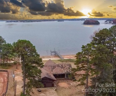 Lake Home For Sale in Mooresville, North Carolina
