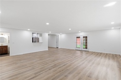 STILL AVAILABLE! Welcome to 23 Cross Gates! This fully renovated - photo 9