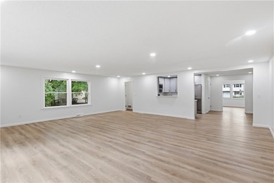 STILL AVAILABLE! Welcome to 23 Cross Gates! This fully renovated - photo 10