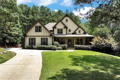 Experience the perfect blend of privacy, space, and Lake Lanier - photo 1