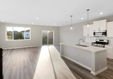 Presenting this well appointed one level on a cul-de-sac lot - photo 4
