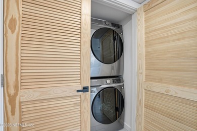 An entertainer's dream with quality construction to match! The - photo 11