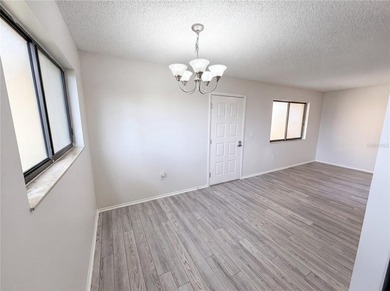 Virtually Staged. Excellent investment opportunity or primary - photo 12