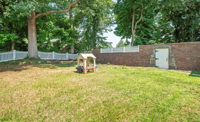 Welcome to this beautifully updated and exceptionally spacious - photo 28