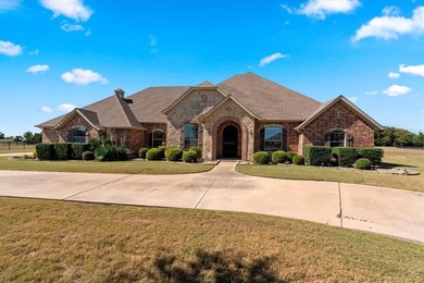 (private lake, pond, creek) Home For Sale in Mclendon-Chisholm Texas