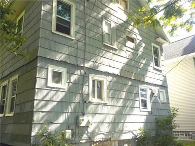 Welcome to this turn-key investment opportunity in the City of - photo 3