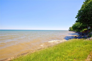 Situated along the scenic Lake Road in Williamson, this - photo 8