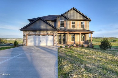 Stunning new construction offering over 3,500 finished square - photo 1