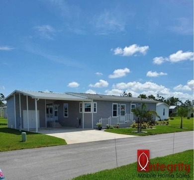 (private lake, pond, creek) Home For Sale in Lake Suzy Florida