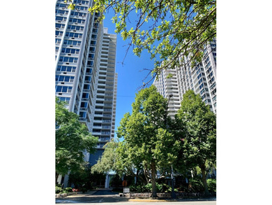 Lake Michigan - Cook County Condo For Sale in Chicago Illinois