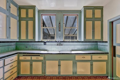 Step into a time capsule of Mediterranean elegance in the heart - photo 19