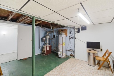 Welcome to 2934 Kinloch Road, a beautifully renovated 4-bedroom - photo 22