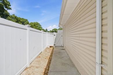 Welcome to 2934 Kinloch Road, a beautifully renovated 4-bedroom - photo 26