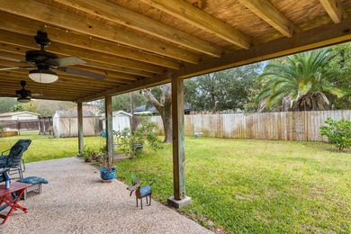 Nestled in a quiet, family-friendly neighborhood, this - photo 28