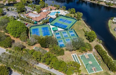 Renovated Multigenerational Pool Home with No Rear Neighbors and - photo 30