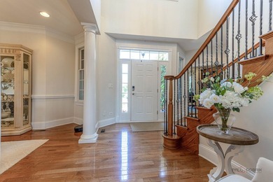 Exceptional golf course living in Hawthorn Woods Country Club! - photo 5